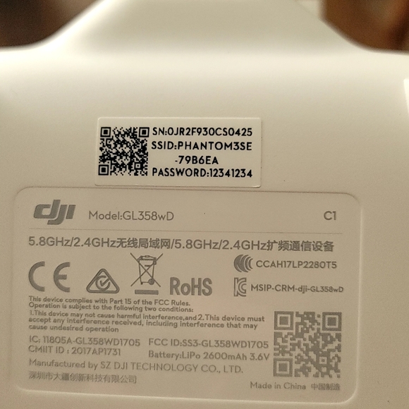 DJI Phantom 3 SE Remote - Picture 3 of 3